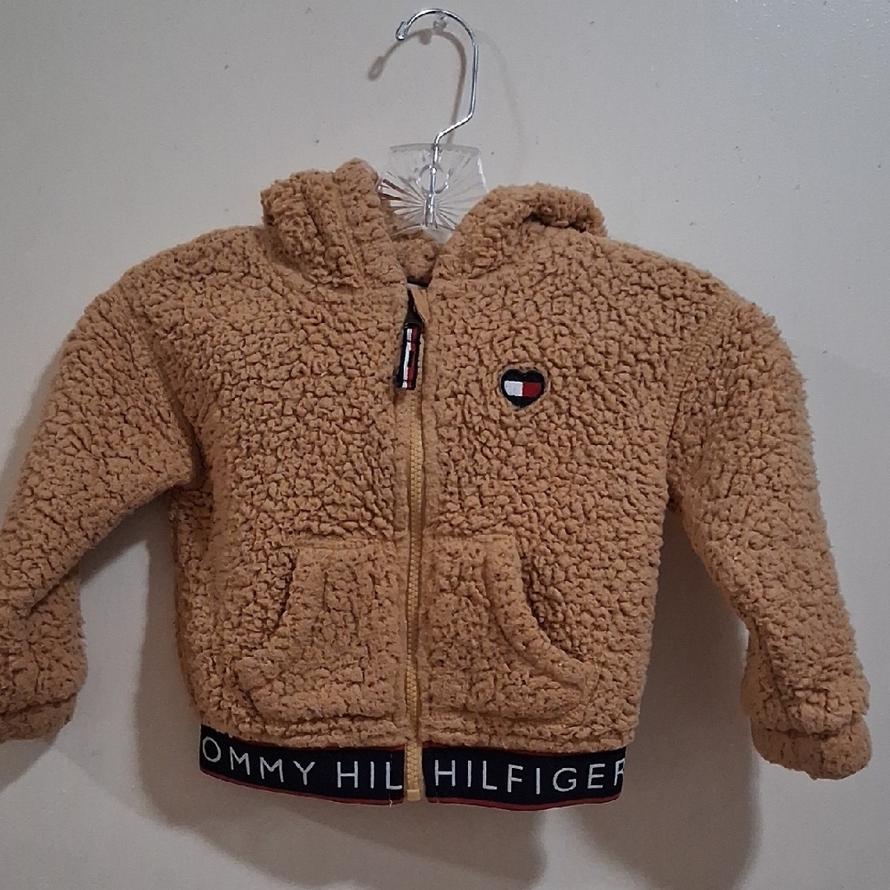 Pre-owned Tommy Hilfiger Little Girls Sherpa Size 2T